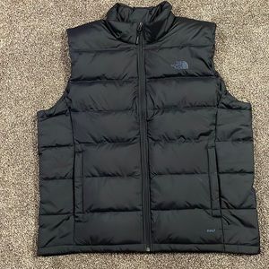 North Face 550 puffer vest. New and never worn. XXL